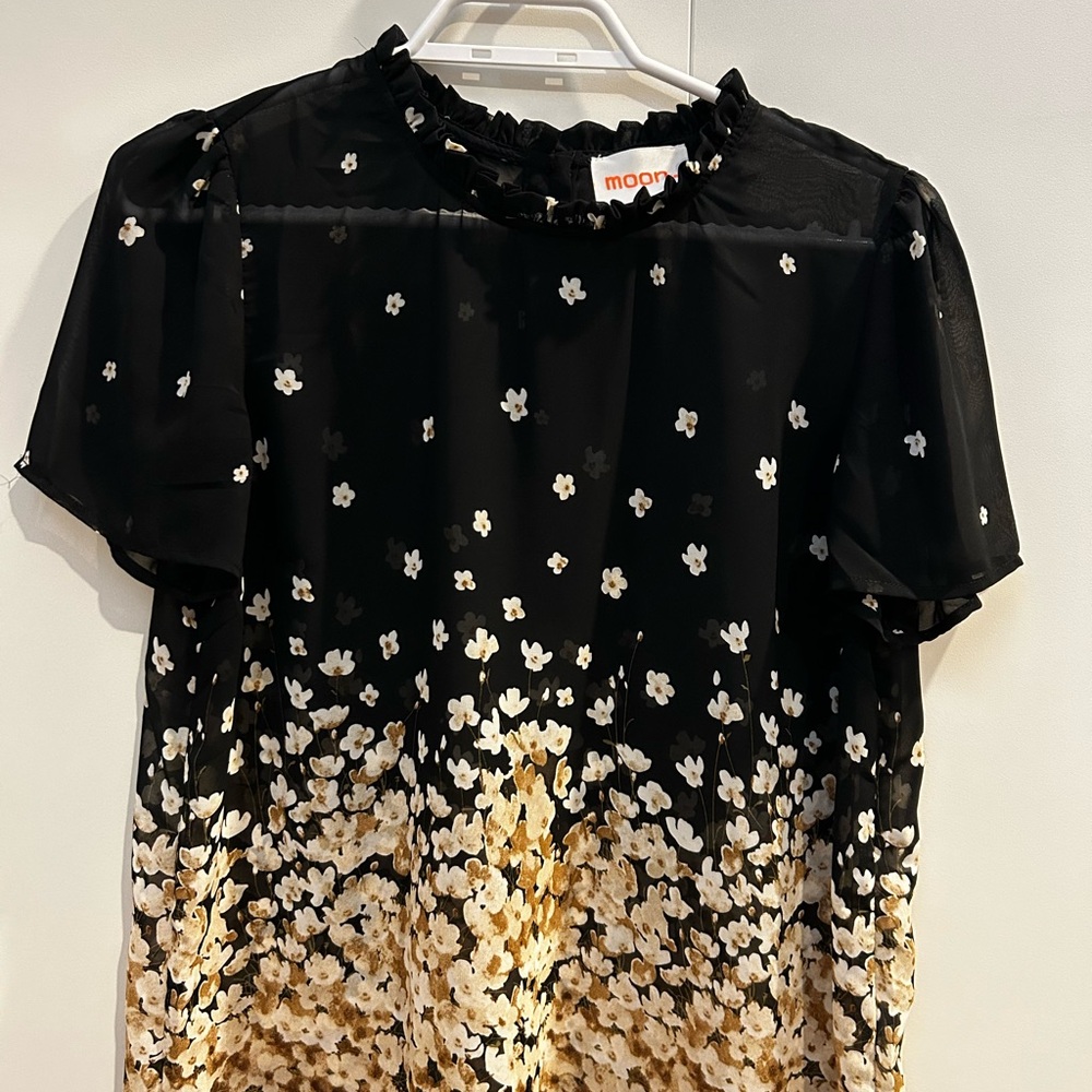 Black Floral Women's Top